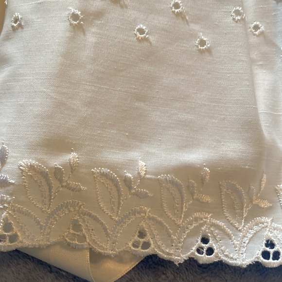 Vintage White Lace Baby Christening Dress - Picture 4 of 7